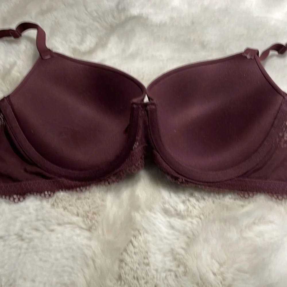 Auden bra 34C gorgeous burgundy bra